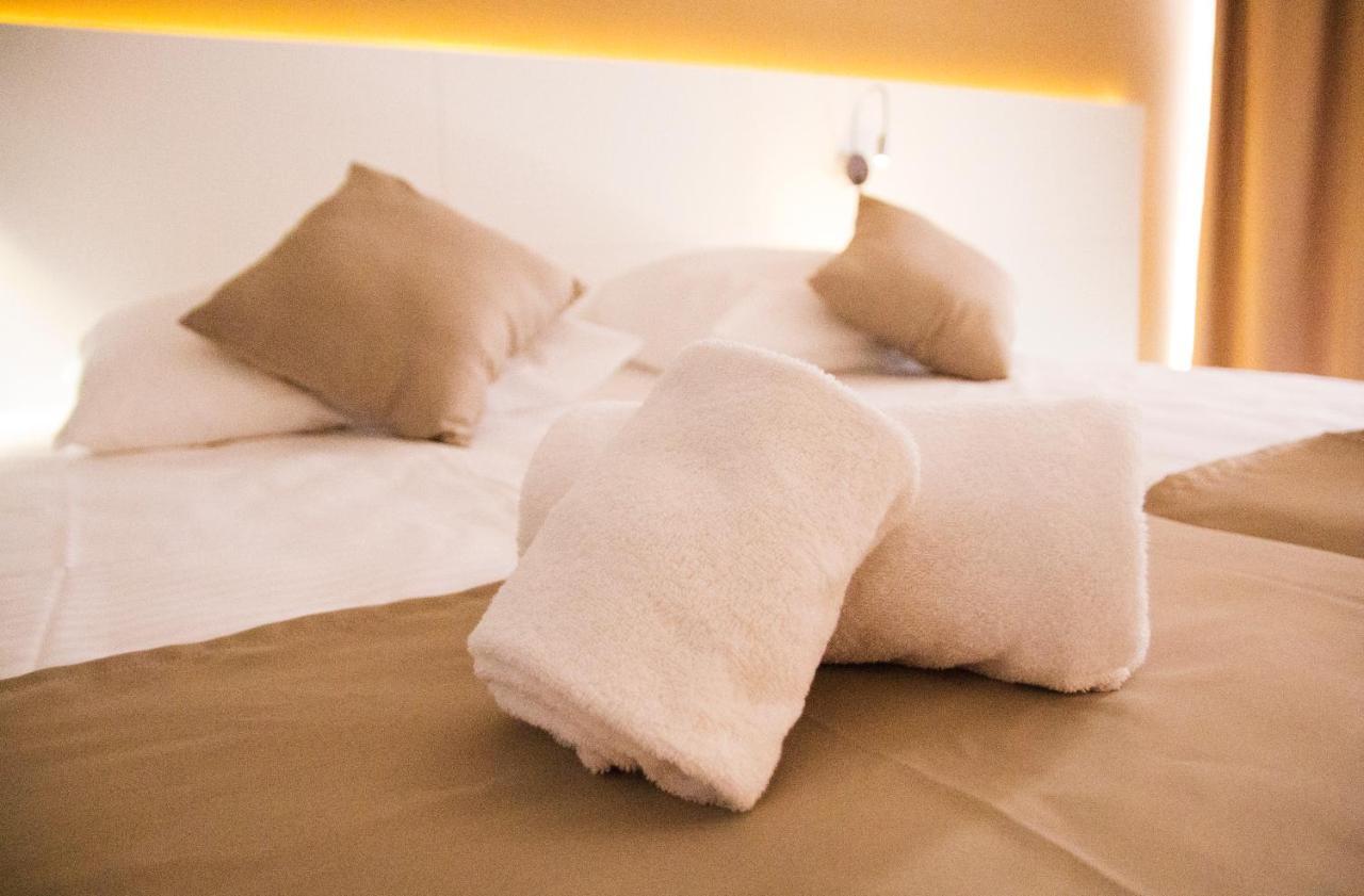 Planet Hotels Blue Ελ Αρενάλ Εξωτερικό φωτογραφία